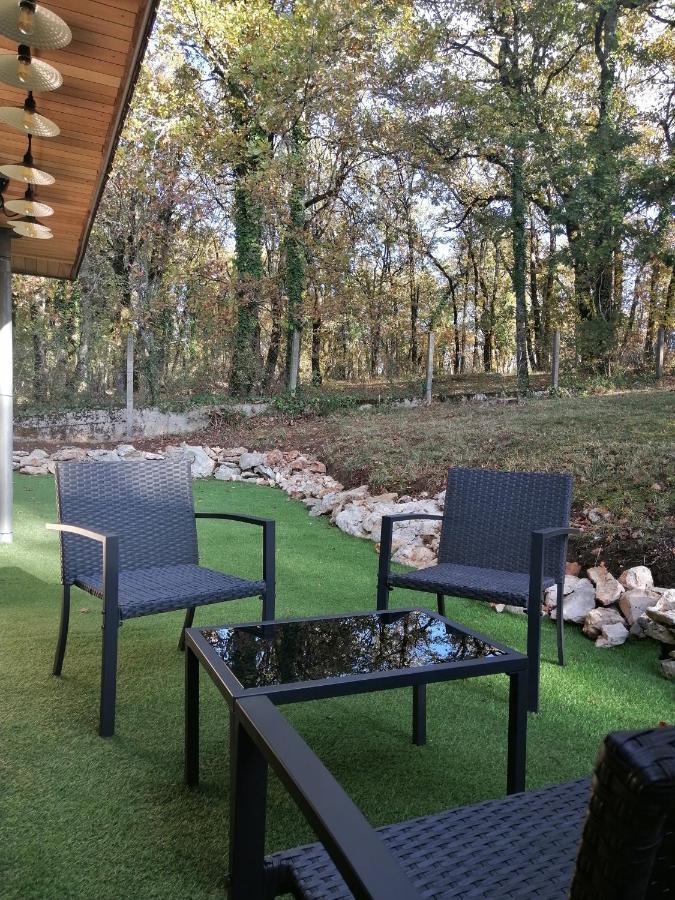 Lapausedegout Piscine Chambres Climatisees Jacuzzi Terrasse Lachapelle-Auzac Buitenkant foto