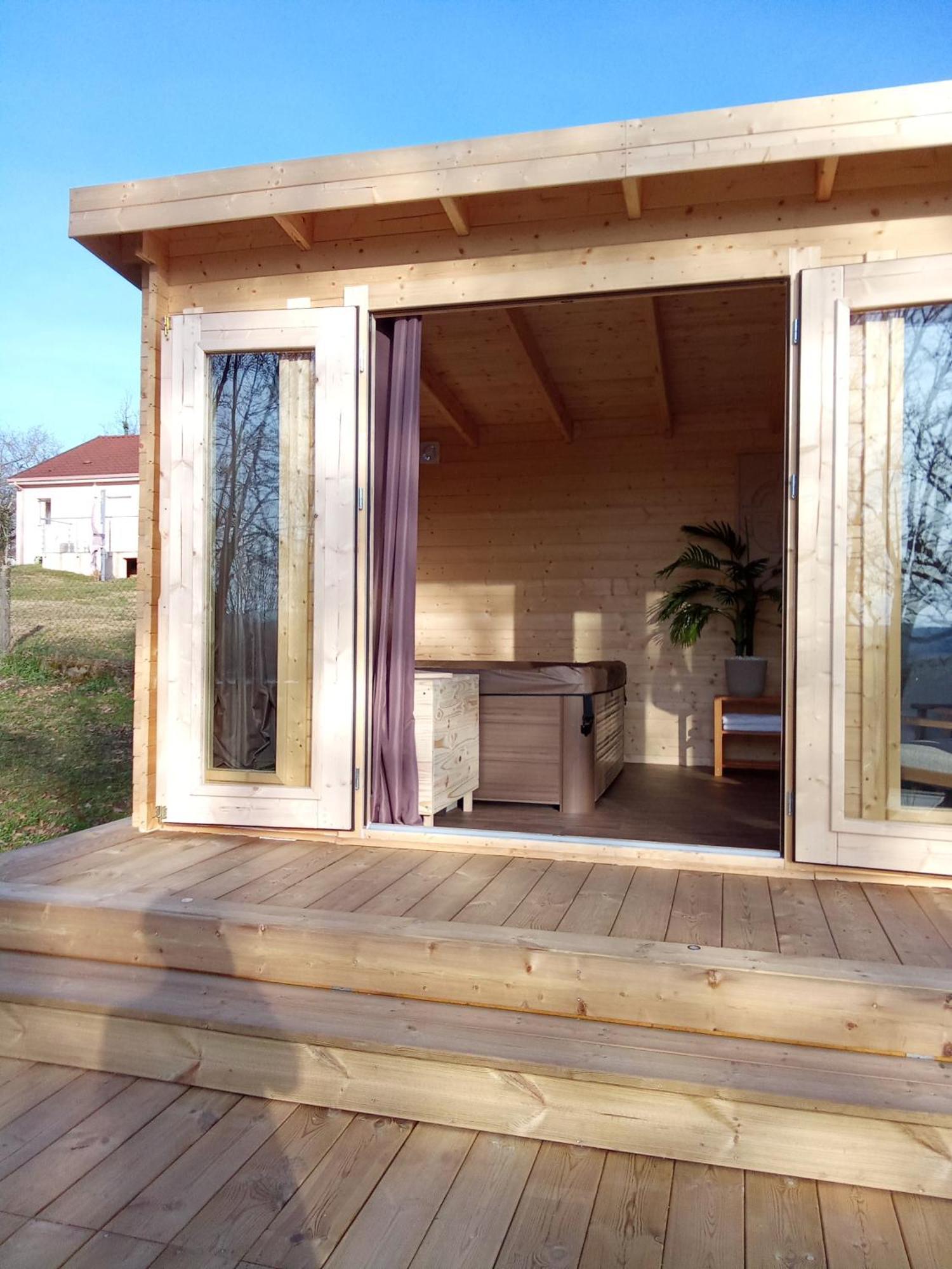 Lapausedegout Piscine Chambres Climatisees Jacuzzi Terrasse Lachapelle-Auzac Buitenkant foto